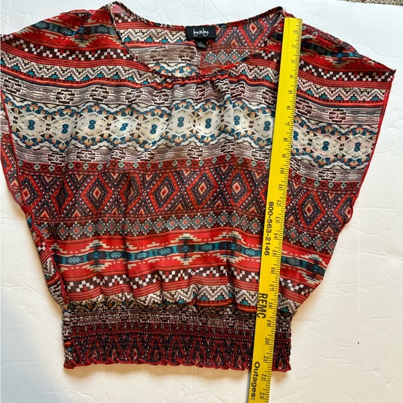 By & By Aztec Sleeveless Women’s M Blouse Top Built In Cami Round Neckline - Picture 10 of 10